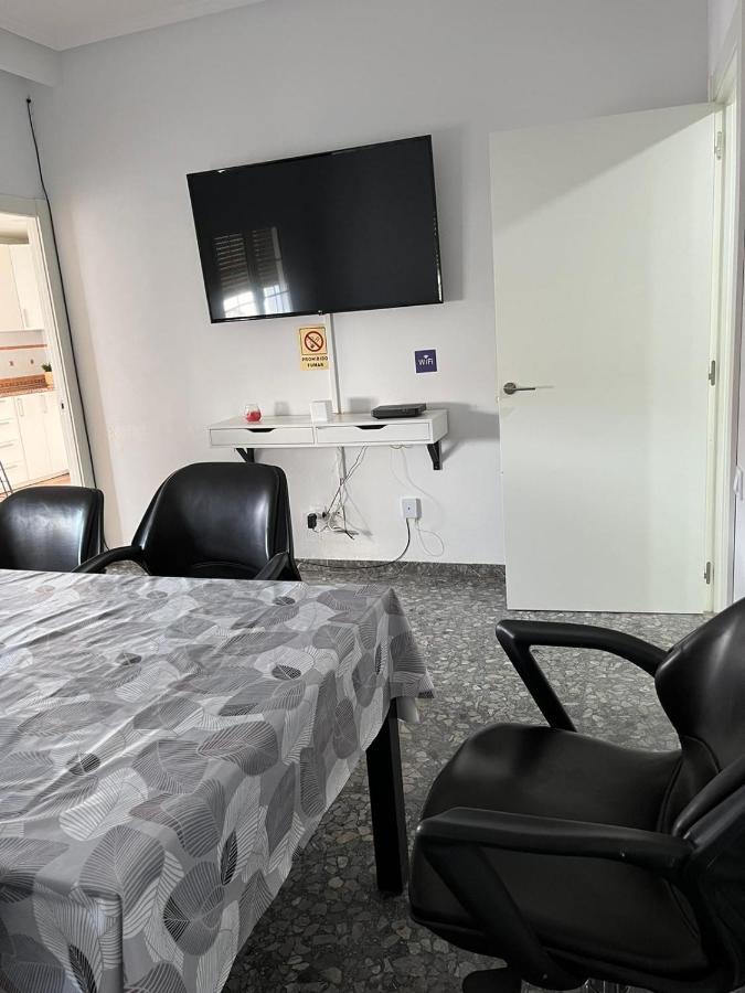 Casa Compartida Villanueva De Gallego Bagian luar foto